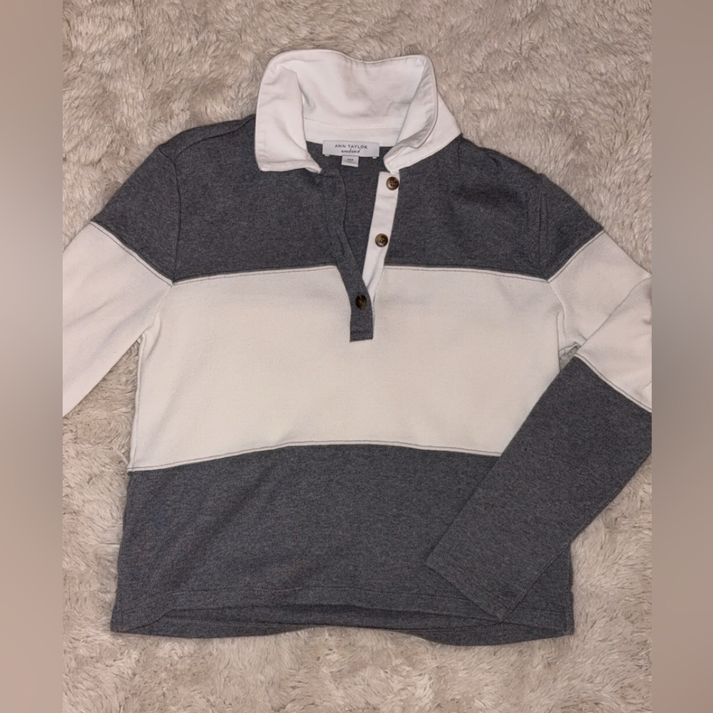 Ann Taylor White and Gray top